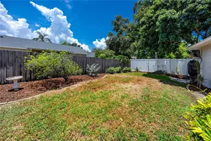 10504 Lacera Dr, Tampa, FL 33618 - Photo 32
