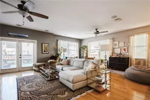 10422 La Mirage Ct, Tampa, FL 33615 - Photo 12