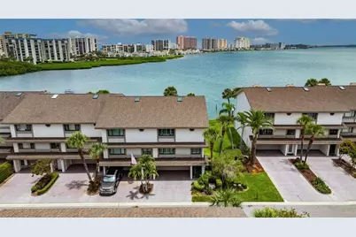 160 Marina Del Rey Court, Clearwater Beach, FL 33767 - Photo 70