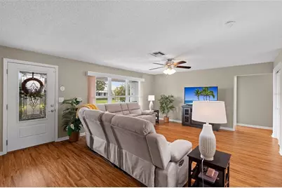 9130 34th Way N #6, Pinellas Park, FL 33782 - Photo 4