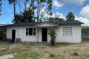 5035 4th Ave S, Saint Petersburg, FL 33707 - Photo 1