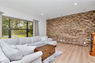 20110 Pond Spring Way, Tampa, FL 33647 - Photo 22