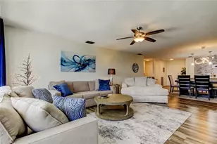 100 Bluff View Dr, Belleair Bluffs, FL 33770 - Photo 14