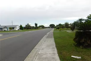 1224 Valley Forge Blvd, Sun City Center, FL 33573 - Photo 20