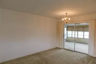 1224 Valley Forge Blvd, Sun City Center, FL 33573 - Photo 12