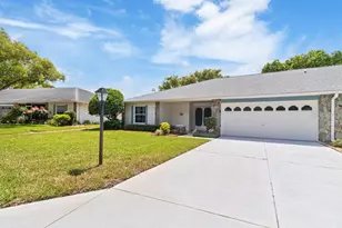 11015 Linkside Dr, Port Richey, FL 34668 - Photo 1