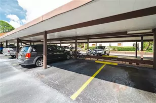 1109 Hammock Pine Blvd, Clearwater, FL 33761 - Photo 10