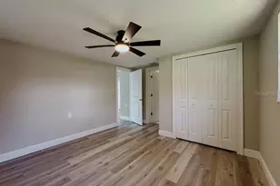 823 Riverside Dr, Tarpon Springs, FL 34689 - Photo 16