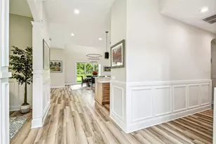 13711 Lussier Ln, Spring Hill, FL 34610 - Photo 14