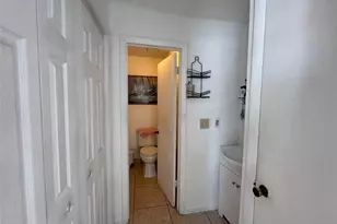 7210 N Manhattan Ave, Tampa, FL 33614 - Photo 30
