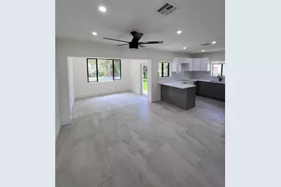 1718 Bayshore Boulevard, Dunedin, FL 34698 - Photo 2