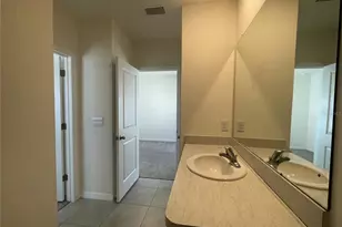 33078 Major Oak Dr, Wesley Chapel, FL 33545 - Photo 12