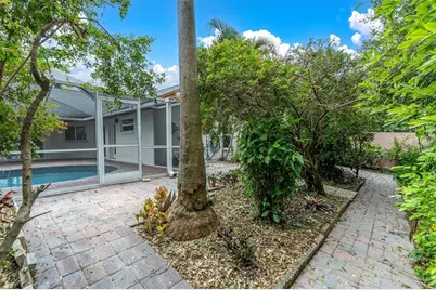 12038 Stone Crossing Circle, Tampa, FL 33635 - Photo 32