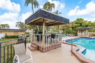 8950 Park Blvd, Seminole, FL 33777 - Photo 24