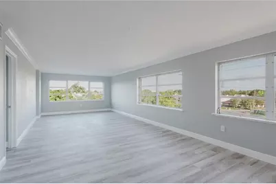 8950 Park Boulevard #410, Seminole, FL 33777 - Photo 6