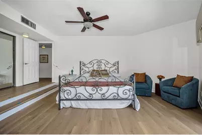10479 Longwood Drive, Seminole, FL 33777 - Photo 22