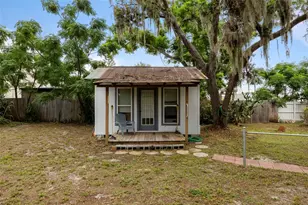 818 Eunice Dr, Tarpon Springs, FL 34689 - Photo 34