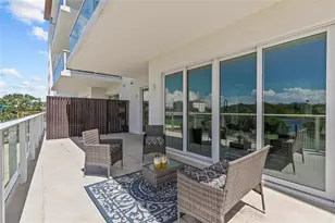 1020 Sunset Point Rd, Clearwater, FL 33755 - Photo 12