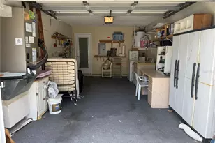 8215 Burgundy Dr N, Pinellas Park, FL 33781 - Photo 26