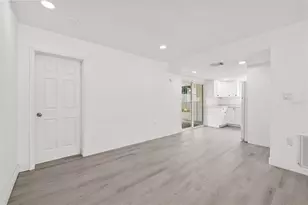 8046 Norwich Dr, Port Richey, FL 34668 - Photo 10