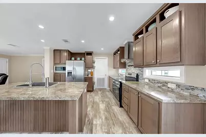 420 49th Street E #64, Palmetto, FL 34221 - Photo 16