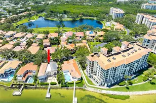 4703 Dolphin Cay Ln S, Saint Petersburg, FL 33711 - Photo 1