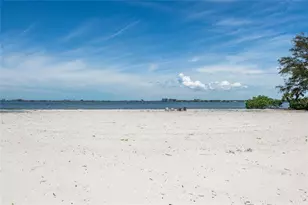 4703 Dolphin Cay Ln S, Saint Petersburg, FL 33711 - Photo 90