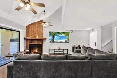 5138 Puritan Circle #1322, Tampa, FL 33617 - Photo 6