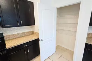1724 Ranger Highlands Rd, Kissimmee, FL 34744 - Photo 8