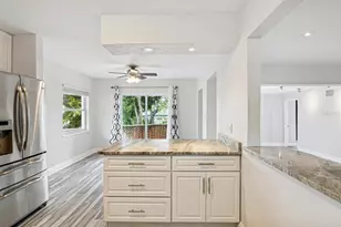 8399 42nd Ave N, Saint Petersburg, FL 33709 - Photo 16