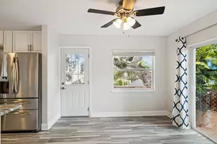 8399 42nd Ave N, Saint Petersburg, FL 33709 - Photo 22