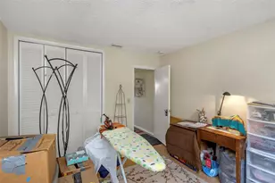 2001 Greenbriar Blvd, Clearwater, FL 33763 - Photo 30