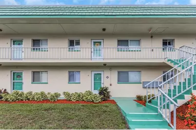 2001 Greenbriar Boulevard #17, Clearwater, FL 33763 - Photo 2