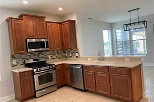 17414 New Cross Cir, Lithia, FL 33547 - Photo 8