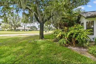 9212 Turnberry Ct, New Port Richey, FL 34655 - Photo 4