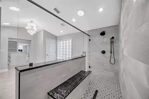 8400 35th Ave N, Saint Petersburg, FL 33710 - Photo 28