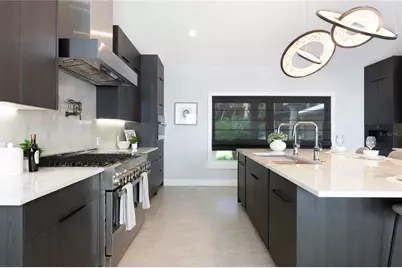 8400 35th Avenue N, Saint Petersburg, FL 33710 - Photo 14