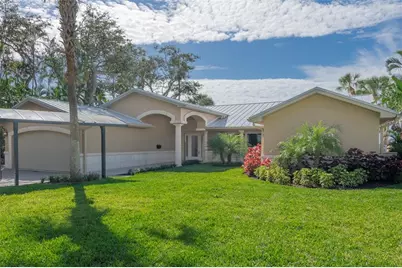 8400 35th Avenue N, Saint Petersburg, FL 33710 - Photo 2