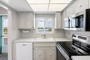 6767 Sunset Way, Saint Pete Beach, FL 33706 - Photo 18