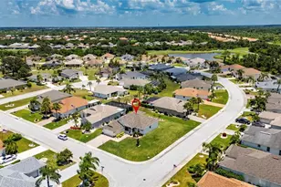 1103 Villeroy Dr, Sun City Center, FL 33573 - Photo 46