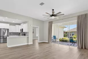 1103 Villeroy Dr, Sun City Center, FL 33573 - Photo 36