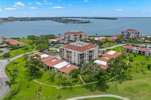 6219 Palma Del Mar Blvd S, Saint Petersburg, FL 33715 - Photo 2
