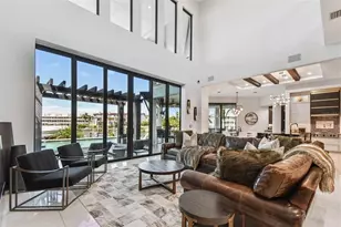 206 6th St E, Tierra Verde, FL 33715 - Photo 6