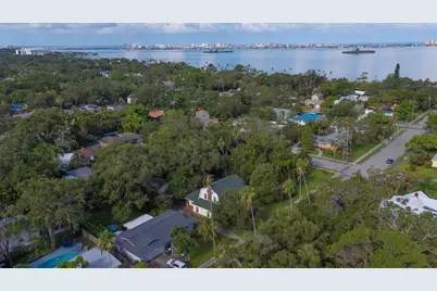 239 Florida Avenue, Dunedin, FL 34698 - Photo 42