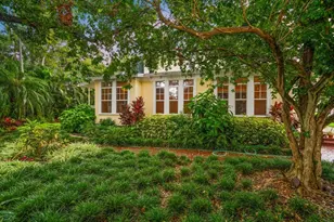 239 Florida Ave, Dunedin, FL 34698 - Photo 4