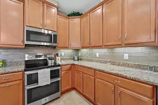 821 Chipper Dr, Sun City Center, FL 33573 - Photo 16