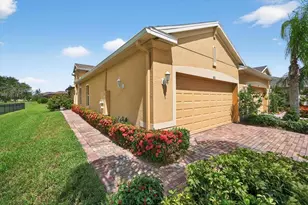 821 Chipper Dr, Sun City Center, FL 33573 - Photo 40