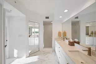 1200 Country Club Dr, Largo, FL 33771 - Photo 20