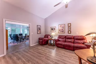 8725 E Rosemont Ct, Inverness, FL 34450 - Photo 14