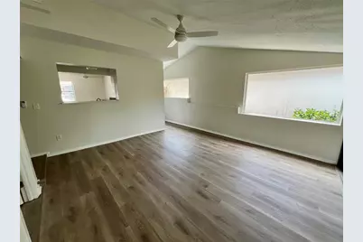 10513 Parkcrest Drive, Tampa, FL 33624 - Photo 14